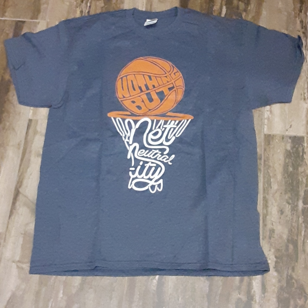 New men's size large nothing but net neutrality t